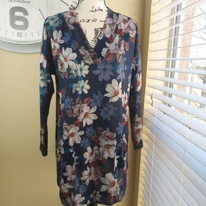Fresh FX Top Tunic Womens Size Large Floral multicolor Front Pockets